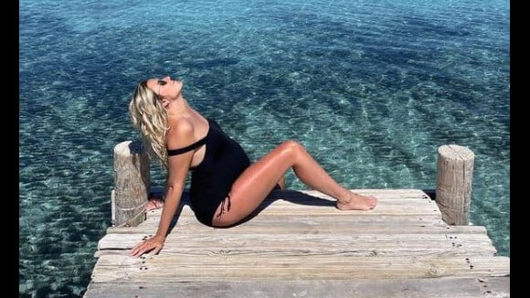 Emilie Picch "pas à l'aise enceinte" : +16 kilos, son "corps de fou" lui manque