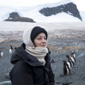 Une photo de Marion Cotillard en Antartique lors d'une voyage organisé par Greenpeace. 2020