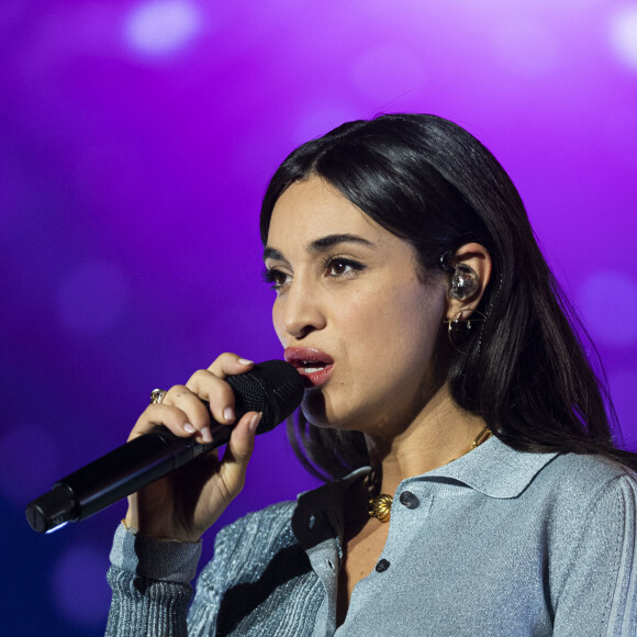 Exclusif - Camélia Jordana - 3ème édition de l'émission "Psychodon, Unis face aux maladies psychiques" à l'Olympia à Paris et diffusée sur C8 le 6 octobre 2020. Le Psychodon s'est donné pour missions d'informer, de sensibiliser et de mobiliser sur les maladies psychiques autour de trois grands axes : la recherche, l'accompagnement des personnes touchées par ces maladies et de leur proches, le développement d'actions de prévention sur les territoires. Les dons collectés à l'occasion de ces évènements permettent notamment de soutenir des projets accompagnés par le programme Maladies psychiques de la Fondation de France. Douze millions de personnes sont concernées par les maladies psychiques en France : schizophrénie, troubles bipolaires, dépressions chroniques... Mais cet enjeu de santé publique majeur demeure largement tabou. Il y subsiste également de nombreux préjugés : par exemple, 2 Français sur 5 associent les maladies mentales à la folie. © Pierre Perusseau / Bestimage