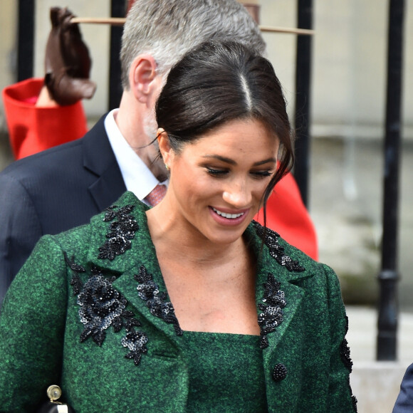 Meghan Markle, duchesse de Sussex, enceinte, à la sortie de Canada House après une cérémonie pour la Journée du Commonwealth à Londres le 11 mars 2019.