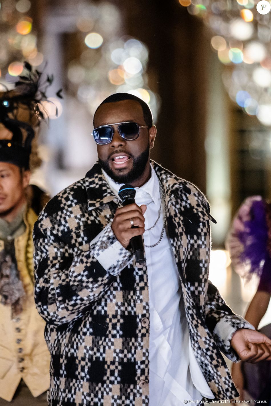 Exclusif - Maitre Gims - Enregistrement de l'émission "La grande soirée du 31 à Versailles", le 12 décembre 2020. © Tiziano Da Silva - Cyril Moreau / Bestimage