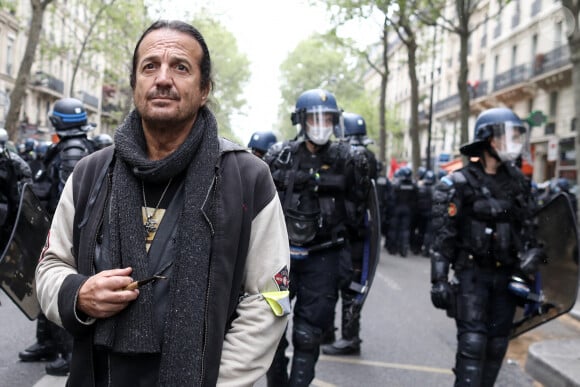 Francis Lalanne - Manifestation pour la journée internationale du travail à l'appel de la CGT, Paris, France, le 1er mai 2021. © Stéphane Lemouton / Bestimage