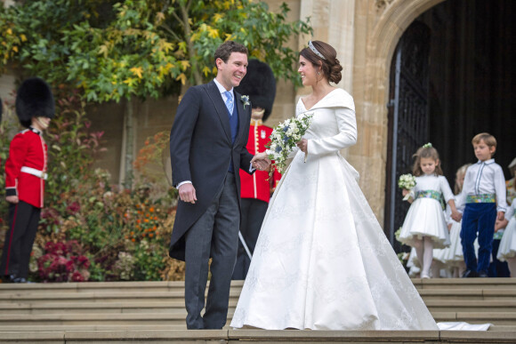 La princesse Eugenie et son mari Jack Brooksbank - Sorties après la cérémonie de mariage de la princesse Eugenie d'York et Jack Brooksbank en la chapelle Saint-George au château de Windsor. Octobre 2018