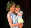 Dans la préface d'un livre pour enfants, le prince Harry a écrit que la mort de sa mère, Lady Diana, avait laissé un grand trou en lui.