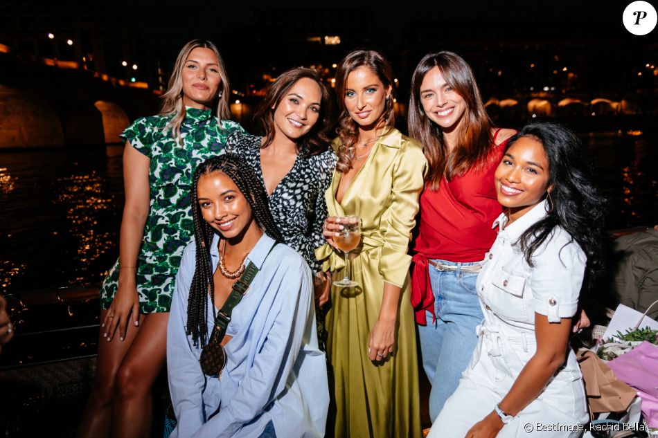 Exclusif - Malika Ménard (Miss France 2010), Flora Coquerel (Miss France 2014),Marine Lorphelin (Miss France 2013), Valérie Bègue (Miss France 2008), Camille Cerf (Miss France 2015), Clémence Botino (Miss France 2020) - Malika Ménard (Miss France 2010) fête son 33ème anniversaire à Paris le 23 juillet 2020. © Rachid Bellak/Bestimage