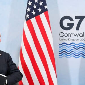 Le président américain Joe Biden et le Premier ministre Boris Johnson en réunion avant le G7, à Cornwall, au Royaume-Uni, le 10 juin 2021.