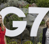 Carrie Johnson s'entretient avec la Première Dame des États-Unis, Jill Biden, lors du sommet des dirigeants du G7 à Carbis Bay, Royaume Uni, le 10 juin 2021.