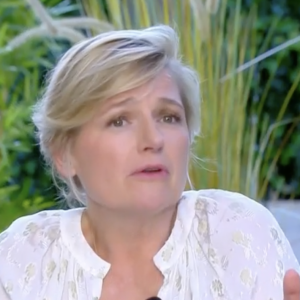 Anne-Élisabeth Lemoine dans l'émission "C à Vous, la suite", sur France 5.