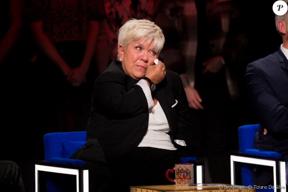 Mimie Mathy - Enregistrement de l'émission "La Boîte à secrets" à Paris, présentée par F.Bollaert. © Tiziano Da Silva / Bestimage