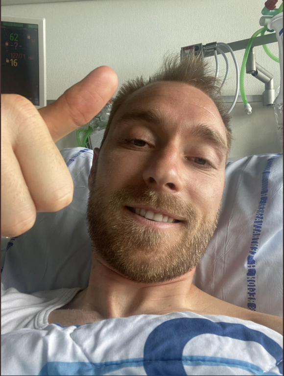 Christian Eriksen à l'hôpital.