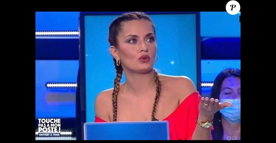 Maeva Anissa sur le plateau de "Touche pas à mon poste", sur C8