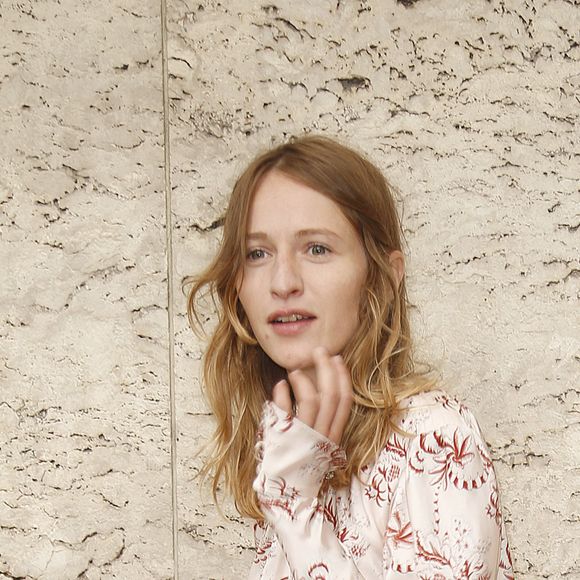 Christa Theret - Défilé Paco Rabanne "Collection Prêt-à-Porter Printemps/Eté 2020" lors de la Fashion Week de Paris. Le 26 Septembre 2019. © Christophe Aubert via Bestimage