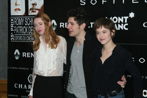 Christa Theret, Vincent Lacoste et Lou De Laâge - Petit-déjeuner de presse des nommés aux prix Romy Schneider et Patrick Dewaere 2016 à l'hôtel Scribe à Paris, le 21 avril 2016.