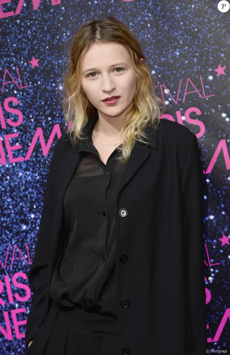 Christa Theret Et Sa Compagne Audrey Christa Theret - Première du film La Vénus à la fourrure à l'occasion de  l'ouverture du festival Paris cinéma a Paris. Le 27 juin 2013. - Purepeople