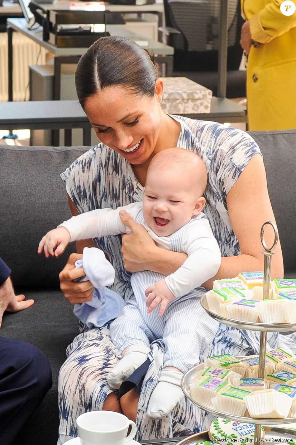Le prince Harry, duc de Sussex, et Meghan Markle, duchesse de Sussex, avec leur fils Archie ont rencontré l'archevêque Desmond Tutu et sa femme à Cape Town, Afrique du Sud.