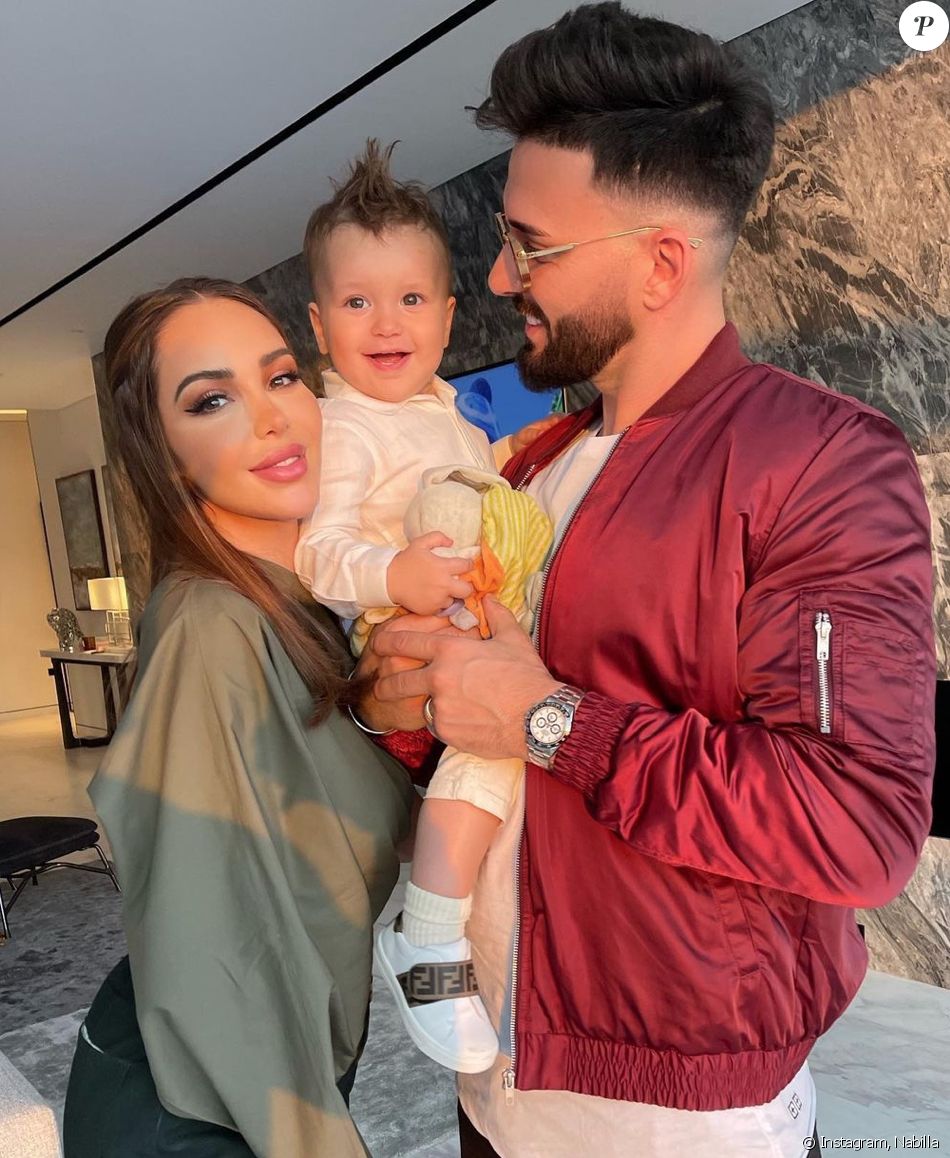 Nabilla Vergara, son mari Thomas Vergara et leur fils Milann. Février 2021.