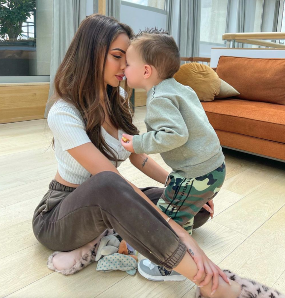 Nabilla et son fils Milann sur Instagram le 9 mai 2021.