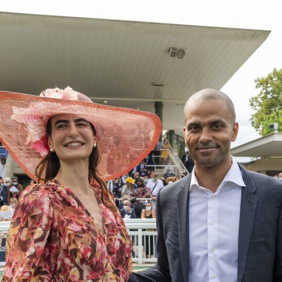 Irène Salvador et Tony Parker - Prix de Diane Longines à l'hippodrome de Chantilly, le 20 juin 2021. © Pierre Perusseau/Bestimage