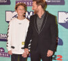 David Guetta et son fils Tim Elvis à la soirée MTV Europe Music Awards au Arena Wembley à Londres, le 12 novembre 2017 © CPA/Bestimage