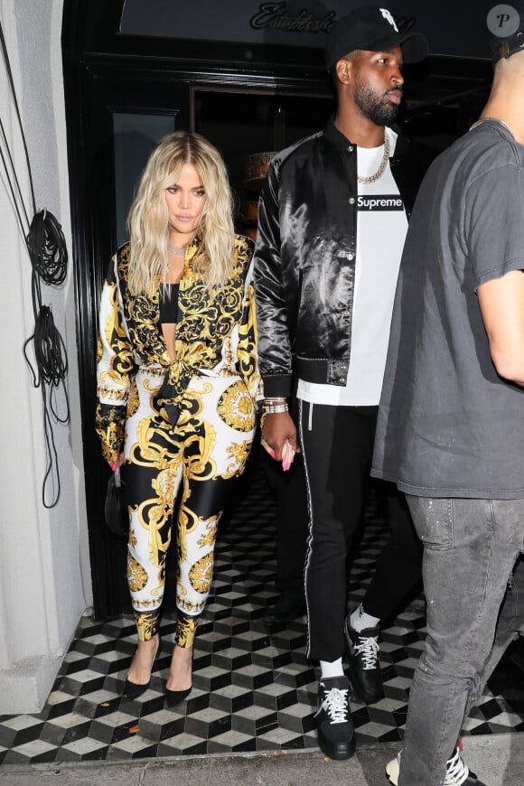 Khloe Kardashian et son compagnon Tristan Thompson quittent le restaurant Craig à West Hollywood