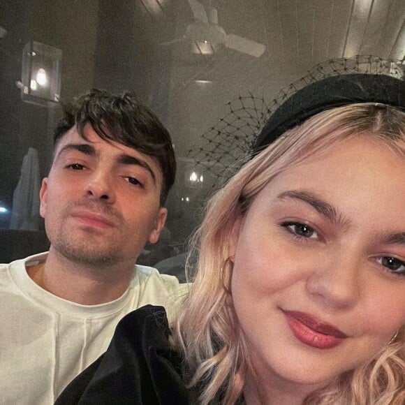 Louane et son compagnon, le musicien Florian Rossi. Janvier 2021