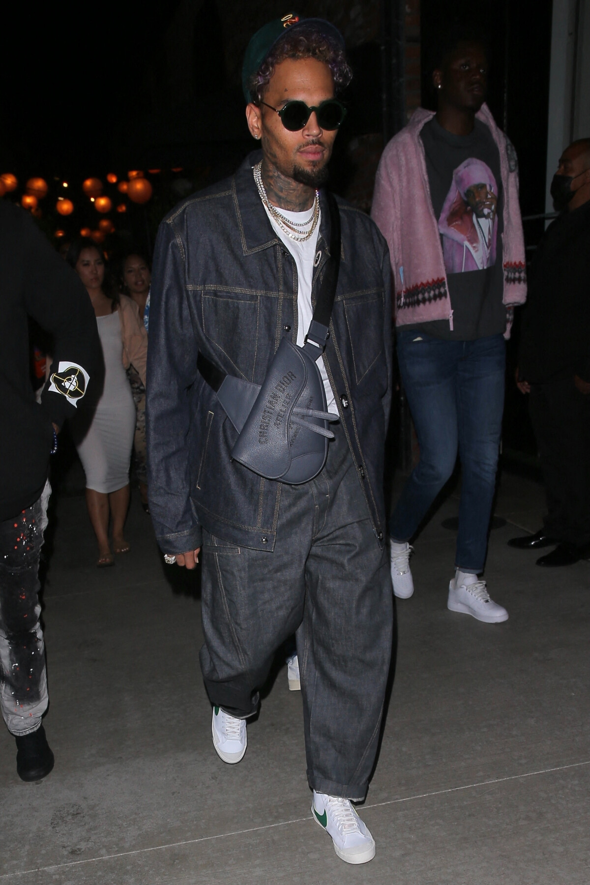 Photo : Chris Brown arrive à une soirée au restaurant "The Highlight ...