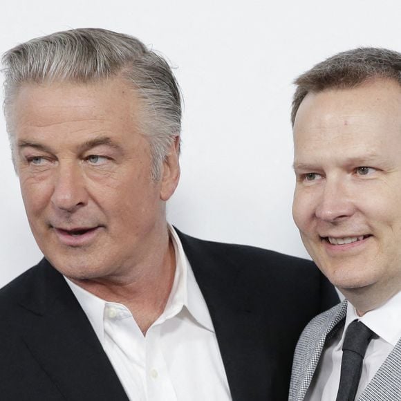 Alec Baldwin et Michael McCullers assistent à l'avant-première du film "Baby Boss 2 : une affaire de famille" au SVA Theater. New York, le 22 juin 2021.