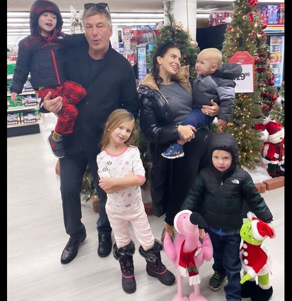 Hilaria Baldwin, Alec Baldwin et leur quatre enfants. Novembre 2019.