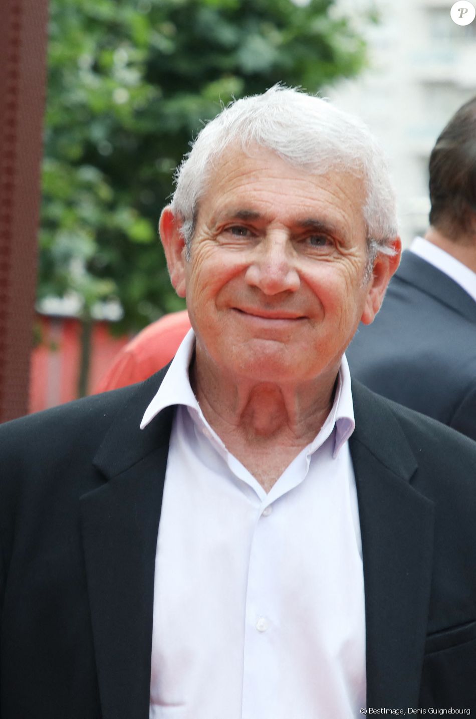 Michel Boujenah accompagné de sa fille Louise et son compagnon au