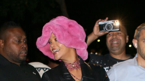 Rihanna sexy en bob rose XXL : A$AP Rocky lui prête sa veste pour une sortie en amoureux