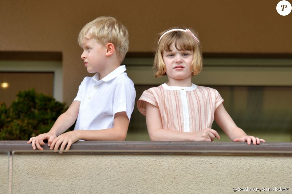 Le prince héréditaire Jacques de Monaco et sa soeur la princesse Gabriella de Monaco durant la dernière journée du World Rugby Sevens Repechage tournament qui se déroule au Stade Louis II le 20 juin 2021. Cette compétition est organisée par la Fédération Monégasque de Rugby (FMR), dont le président est Gareth Wittstock, le frère de la Princesse Charlene de Monaco. © Bruno Bebert/Bestimage