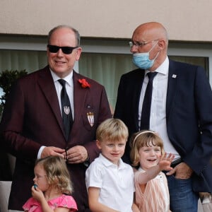 Le prince Albert II de Monaco, Bernard Laporte, Bodie Wittstock, le prince Jacques, la princesse Gabriella durant la dernière journée du World Rugby Sevens Repechage tournament qui se déroule au Stade Louis II le 20 juin 2021. Cette compétition est organisée par la Fédération Monégasque de Rugby (FMR), dont le président est Gareth Wittstock, le frère de la Princesse Charlene de Monaco. © Claudia Albuquerque / Bestimage 