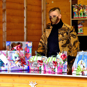 La princesse Charlene de Monaco ( avec une nouvelle coupe de cheveux) durant le traditionnel Arbre de Noël du Palais Princier à Monaco en mode COVID, le 16 décembre 2020. © Bruno Bebert / Pool Monaco / Bestimage 