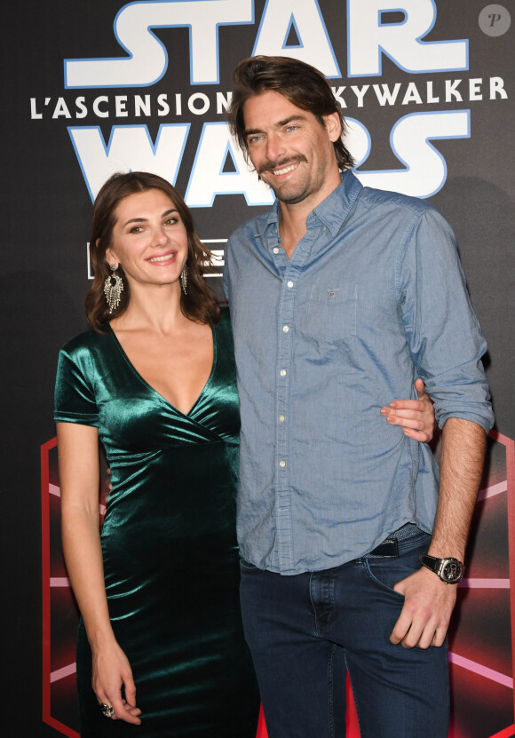 Camille Lacourt et sa compagne Alice Detollenaere - Avant-première du film "Star Wars : L'ascension de Skywalker" au cinéma Le Grand Rex à Paris, le 17 décembre 2019. © Coadic Guirec/Bestimage