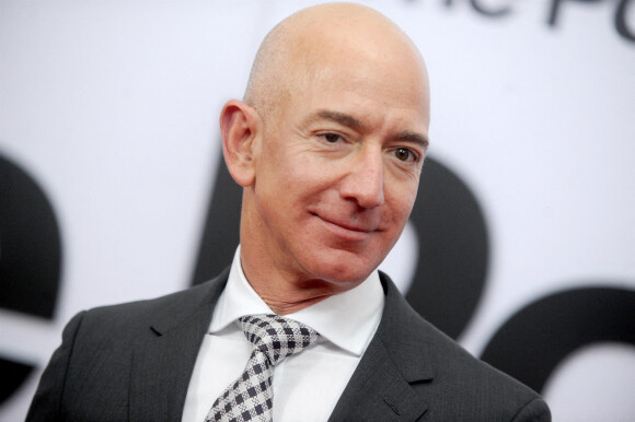 Jeff Bezos cède son fauteuil de directeur général de Amazon mais reste président du conseil d'administration, le 2 février 2021. Washington, DC