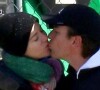 Ewan McGregor et sa compagne Mary Elizabeth Winstead s'embrassent en balade dans les rues de New York, le 1er mars 2020