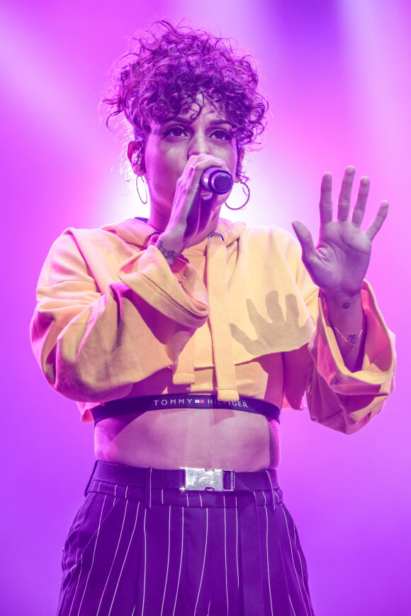La chanteuse Tal lors de la 7ème édition du concert caritatif "Une nuit à Makala" organisé pour l'association "Les orphelins de Makala" au Zénith de Lille, France, le 30 avril 2018.  