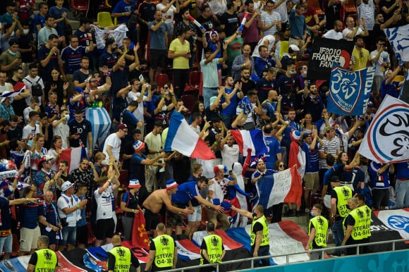 Les supporters français lors du match France - Suisse à l'Euro 2020. Bucarest, le 28 juin 2021.