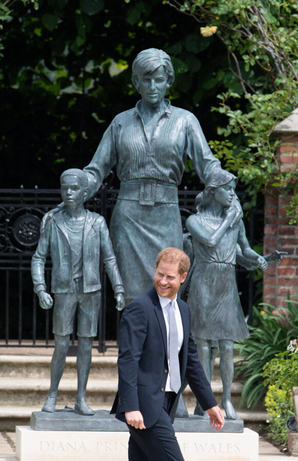 Le prince Harry - Inauguration de la statue hommage à Diana dans les jardins du palais de Kensington, le 1er juillet 2021, jour où la princesse de Galles aurait eu 60 ans.