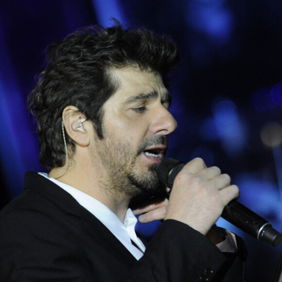 Patrick Fiori et Julie Zenatti en concert au stade Olympiysky a Moscou, le 7 mars 2013.