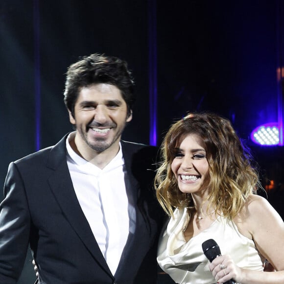 Patrick Fiori et Julie Zenatti, à Bercy, le 18 décembre 2011.