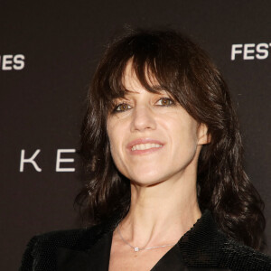 Charlotte Gainsbourg - Photocall de la soirée Kering "Women In Motion Awards", Place de la Castre, lors du 72ème Festival International du Film de Cannes. Le 19 mai 2019 © Denis Guignebourg / Bestimage 