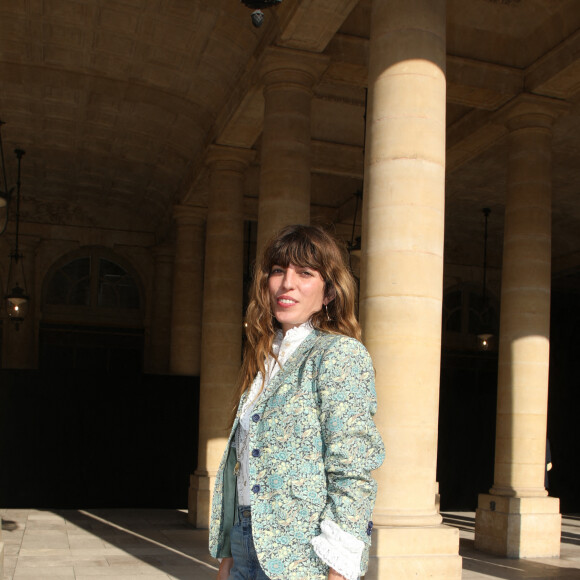 Lou Doillon assiste à la soirée de remise des prix de l'Andam Fashion Awards 2021 aux jardins du Palais Royal. Paris, le 1er juillet 2021 © Denis Guignebourg / Bestimage