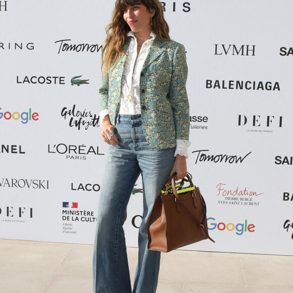 Lou Doillon assiste à la soirée de remise des prix de l'Andam Fashion Awards 2021 aux jardins du Palais Royal. Paris, le 1er juillet 2021 © Denis Guignebourg / Bestimage