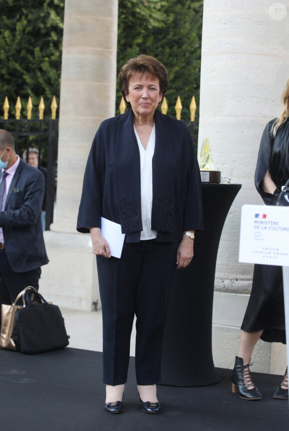 Roselyne Bachelot, Ministre déléguée chargée de la culture, assistent à la soirée de remise des prix de l'Andam Fashion Awards 2021 aux jardins du Palais Royal. Paris, le 1er juillet 2021 © Denis Guignebourg / Bestimage