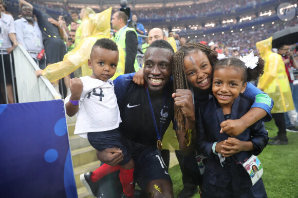 Blaise Matuidi avec ses trois enfants Myliane, Naëlle et Eden - Finale de la Coupe du Monde de Football 2018 en Russie à Moscou, opposant la France à la Croatie (4-2) le 15 juillet 2018  