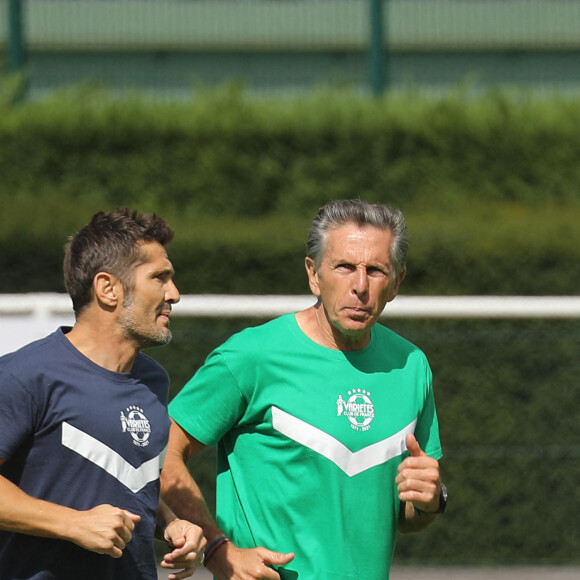 Bixente Lizarazu et Claude Puel - Match de football entre le Variétés Club de France et l'équipe du Centre Hospitalier Poissy / Saint-Germain-en-Laye au profit de la fondation Hôpitaux de Paris - Hôpitaux de France présidée par B.Macron. au stade Léo-Lagrange de Poissy, le 6 septembre 2020. Le coup d'envoi a été donné par C.Lara et H.Ben Arfa. © Dominique Jacovides/Bestimage