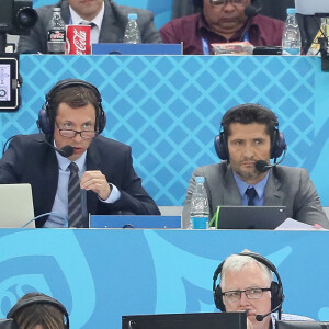 Les commentateurs Bixente Lizarazu et Grégoire Margotton lors de la 8ème de finale du match de coupe du monde opposant l'Angleterre à la Colombie au stade Spartak à Moscow, Russie. © Cyril Moreau/Bestimage