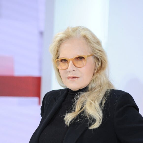 Exclusif - Sylvie Vartan - Enregistrement de l'émission "Vivement Dimanche prochain" présentée par M.Drucker et diffusée sur France 2. © Guillaume Gaffiot / Bestimage