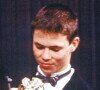 Gérald Thomassin recevant le Cesar du Meilleur Espoir Masculin en 1991 pour le film "Le petit criminel" de Jacques Doillon